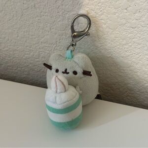 Pusheen Plush Keychain with Mint and White Dessert